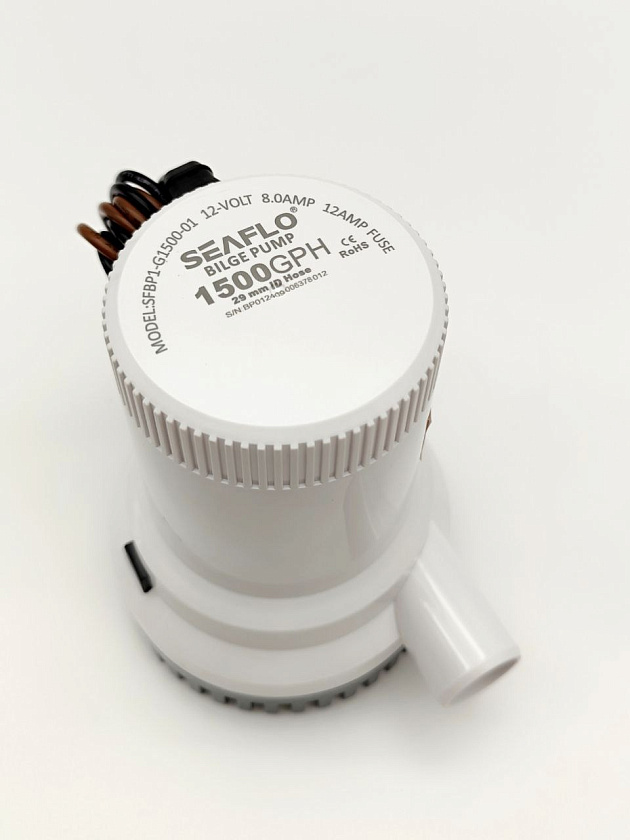 Осушительная помпа SeaFlo 12 вольт, 1500GPH (5677,5 л/час, высота 3,5 м), для лодки (насос 12 В осушительный для откачки воды на судне / помпа водооткачивающая трюмная)