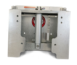 Подъемник Bob's Machine Standard усиленный для лодочного мотора 50-500 л.с. лифт гидравлический вертикальный, вынос 150 мм   
