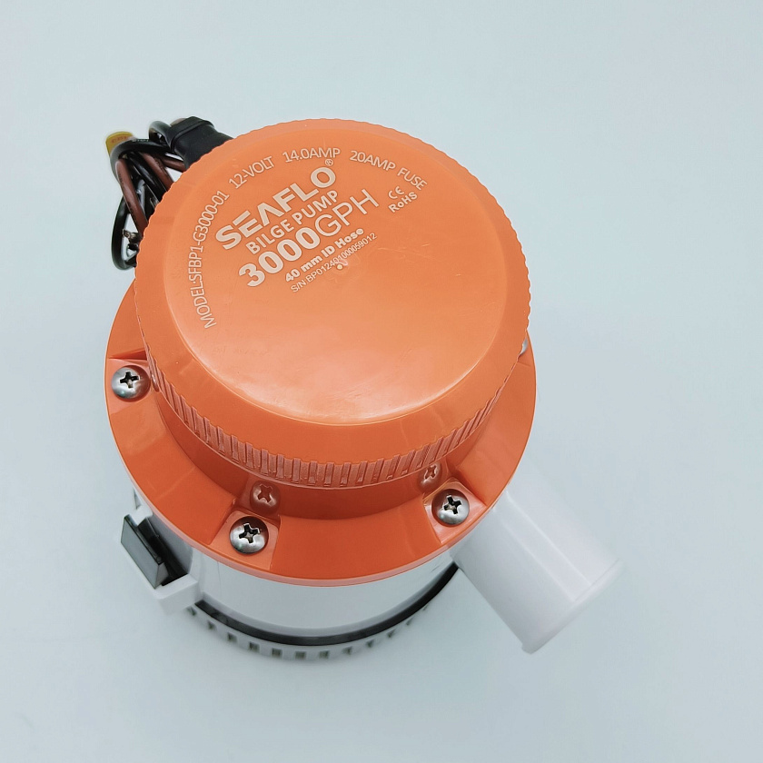 Осушительная помпа SeaFlo 12 вольт, 3000GPH (11355 л/час, высота 5 м), для лодки (насос 12 В осушительный для откачки воды на судне / помпа водооткачивающая трюмная)